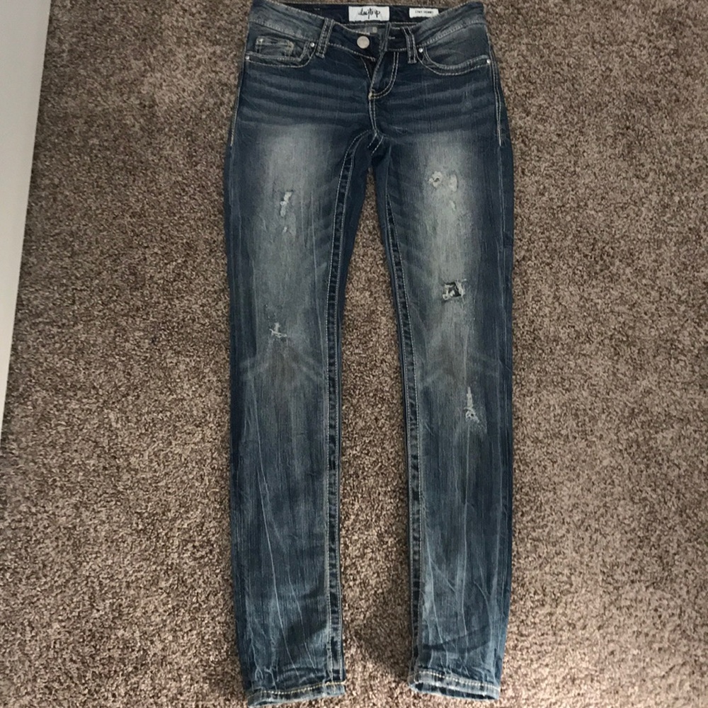 Daytrip Buckle Lynx Light-wash Skinny Jeans